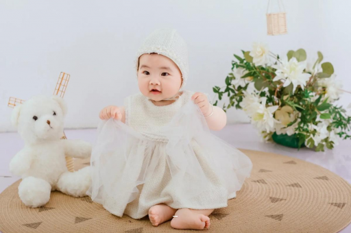 桂阳宝宝几个月抬头